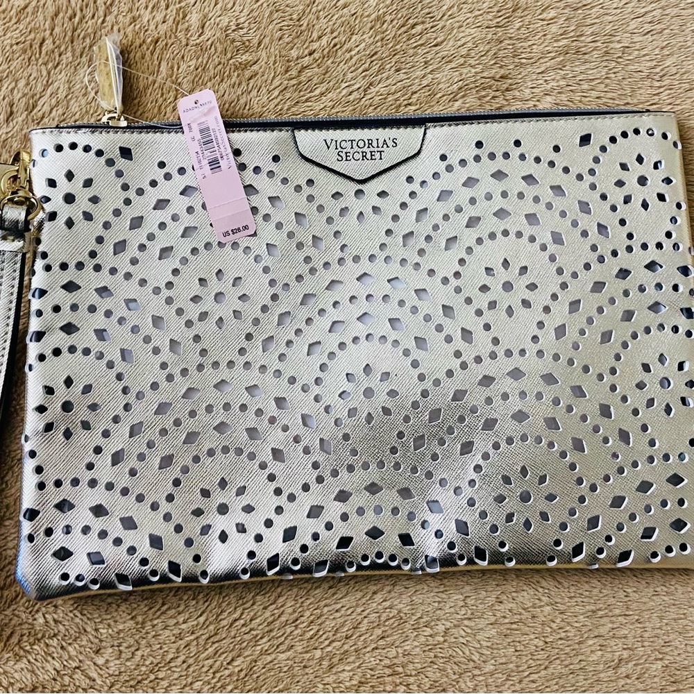 Victoria's Secret Gold Make Up Bag-Clutch Purse. NWT